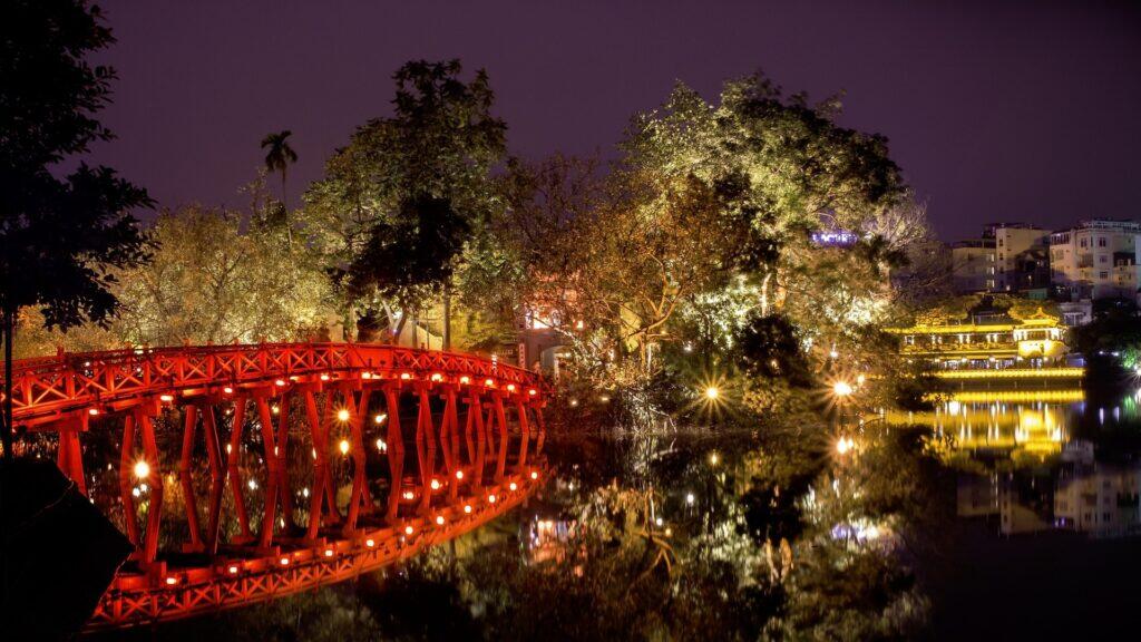 thue huc bridge g2a0c7b474 1920